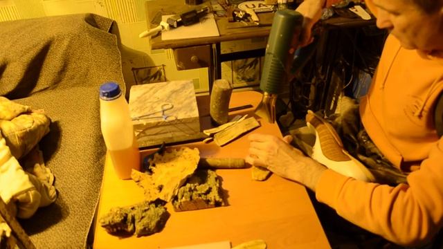 Обувь ручной работы. Амортизатор из коры пробкового дуба, геленок ( супинатор) из фисташки. смотреть онлайн