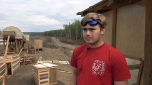 Артем Истомин, гидромониторщик прииска "Мамон" артели Ангара-Север на своей первой полноценной вахт