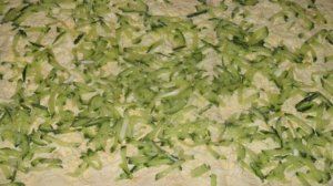 Рулет из лаваша с сыром и копченой куриной грудкой