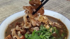 100 YEARS OLD STEW! Chinese Street Food in Beijing