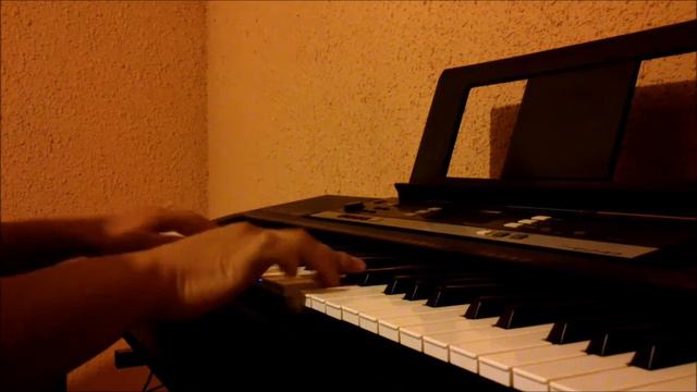 YAMAHA PSR E243 MINUET IN G BEETHOVEN смотреть онлайн