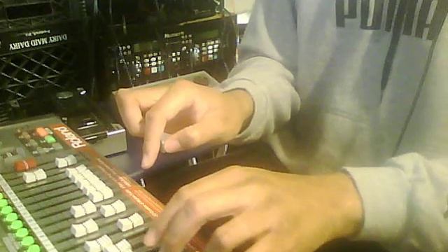 Ian Canefire : "Love" Roland VS-2000 recording смотреть онлайн