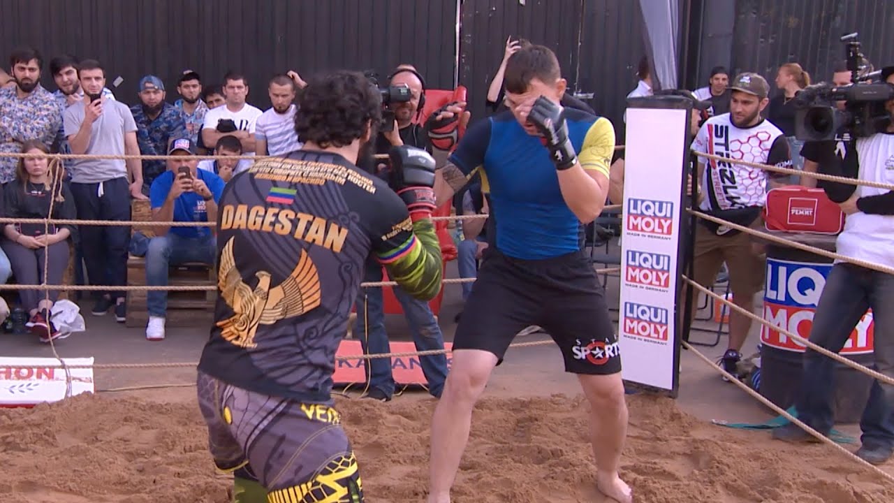 ДАГЕСТАНСКИЙ ОРЕЛ вцепился в Уличного Бойца !!! смотреть онлайн