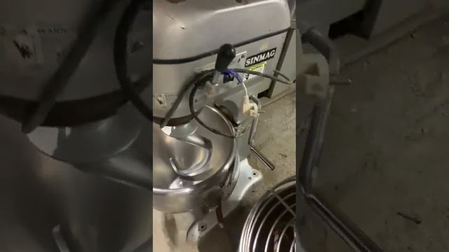 Миксер планетарный SINMAG SМ 201 смотреть онлайн