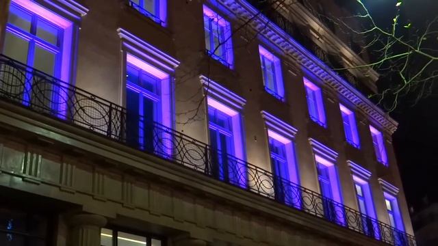 Christmas lights in Paris. 2012.mp4