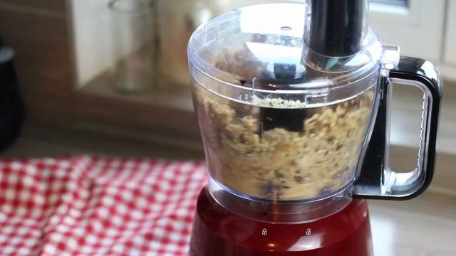 Dates and nuts protein Candy Протеиновые конфеты из фиников и орехов смотреть онлайн