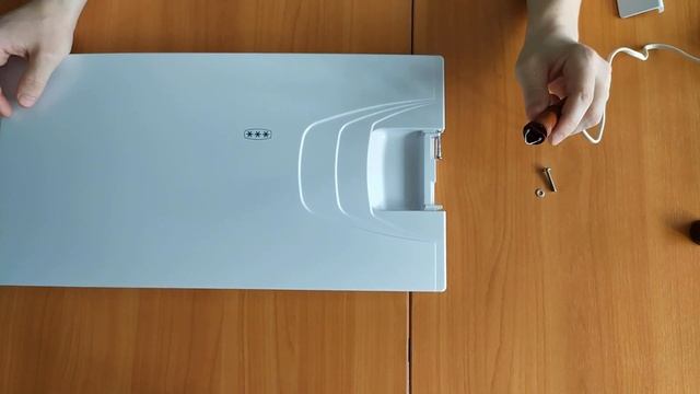 Ремонт петель на дверце морозильной камеры 69 МБ смотреть онлайн