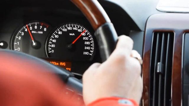 100+ в трафике 0-100 Кадилак валит) смотреть онлайн