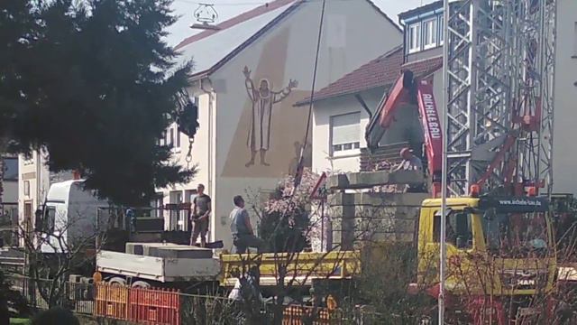 Руки между ног))))) что это))))) смотреть онлайн