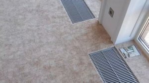 Ковролин c приклеиванием и плинтуса из ковролина.