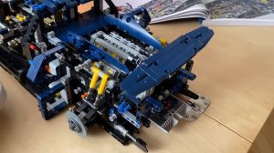 LEGO Technic 42083 Bugatti Chiron - Speed Build