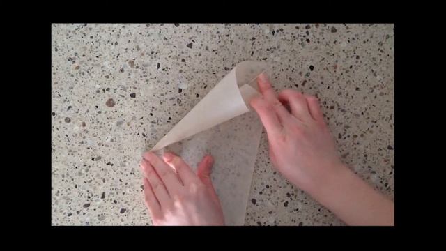 Делаем корнетик из пергамента! Handmade piping bag from baking parchment смотреть онлайн