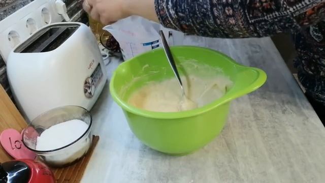 ПРОСТОЙ и БЫСТРЫЙ ягодный ПИРОГ! ПОЛУЧИТСЯ у каждого,ПОНРАВИТСЯ всем! SIMPLE and QUICK berry PIE! смотреть онлайн