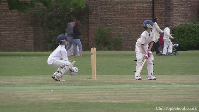 Английская школа. Игра в крикет смотреть онлайн