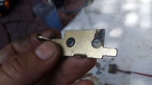 Интересный случай ремонта электромеханического накладного замка.