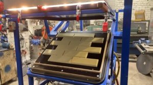 Вакуумная формовка пластика. Сделали станок для заказчика из Казахстана с рабочим столом 700х700 мм