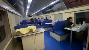 РЖД. Москва - Рязань. Вагон ресторан и цены. Двухэтажный поезд. Бокс с едой в купе. Декабрь 2022