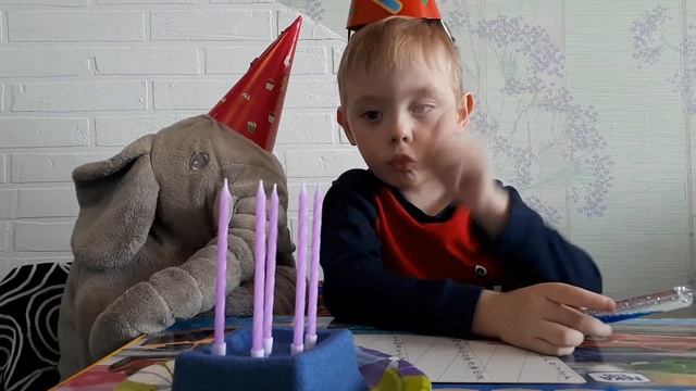 Английский с Максом. День рождения смотреть онлайн