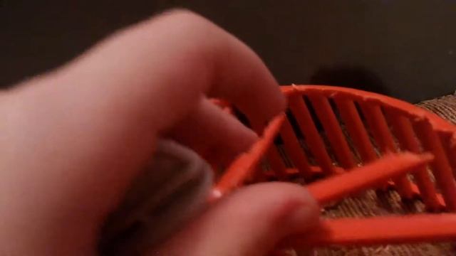 Наши дегу осваивают клетку для дачи смотреть онлайн