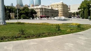 Приморский Бульвар в Баку - 2019. Цены и куда сходить на набережной