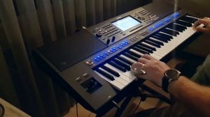 Disco Medley  Yamaha psr sx 700