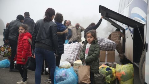 Переселение армян: как жители эвакуируются из Нагорного Карабаха