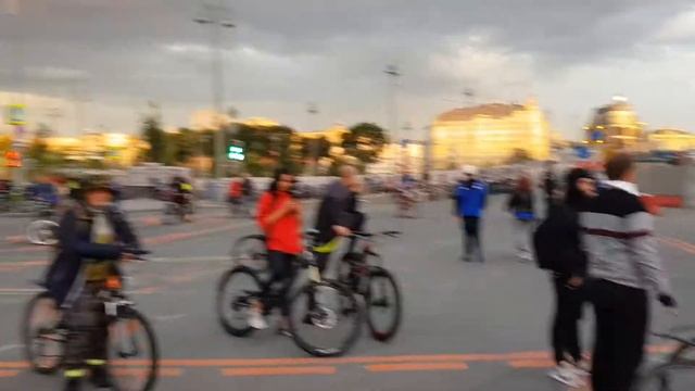 Велопробег по садовому кольцу.Москва.