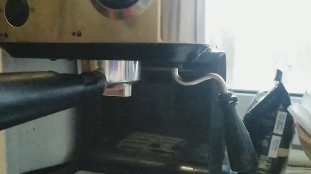 Кофеварка mysteri протекает рожок смотреть онлайн