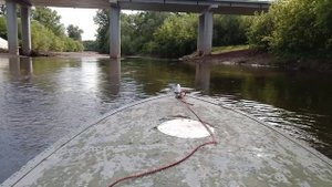 Казанка водомет. мотор Ока ВАЗ 11113 проход по мелкой речке.