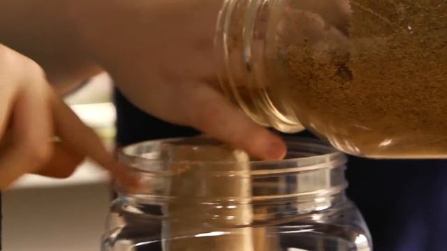 How to Build a Worm Composter смотреть онлайн