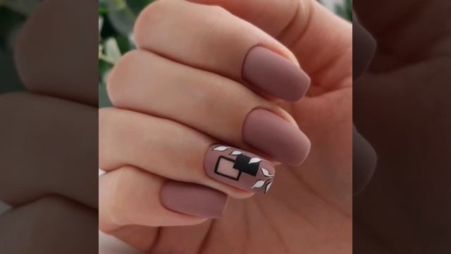 КРАСИВЫЙ ГЕОМЕТРИЧЕСКИЙ МАНИКЮР / ИНТЕРЕСНЫЕ ИДЕИ МАНИКЮРА смотреть онлайн