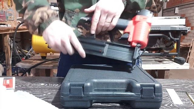 Китай удивляет. Обзор гвоздезабивного пистолета FUBAG F50 . Стоит ли покупать? смотреть онлайн