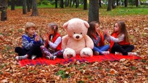 Осенние песни   Листик листик листопад   SUNRAYS studio