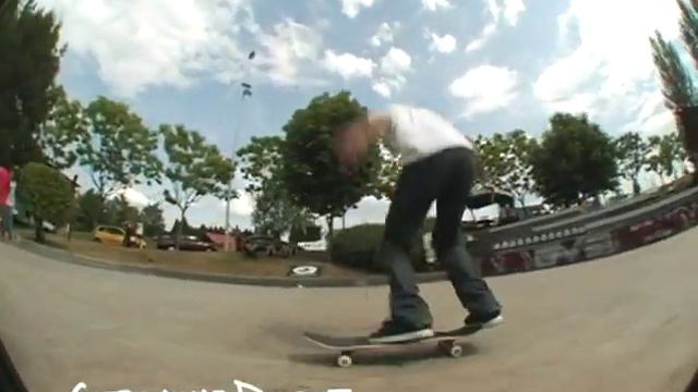 DVS - DVS Shoes' European Vacation смотреть онлайн