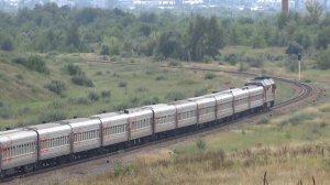 Пассажирский поезд на перегоне Порубежка-Пугачевск