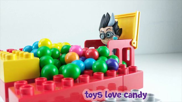 Paw Patrol Chase Sends PJ Masks Romeo to Jail | Toys 💚 Candy | Episode #18 смотреть онлайн