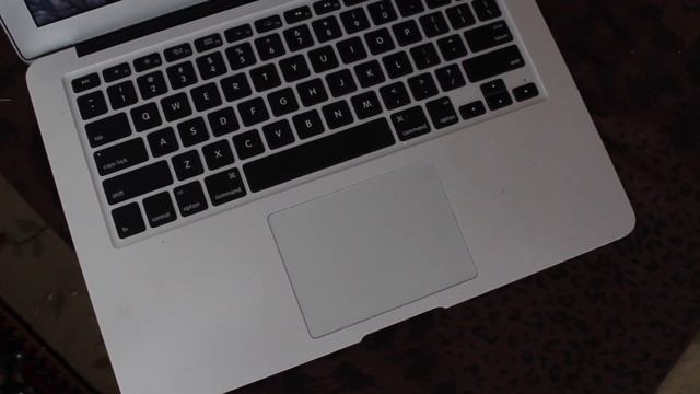 2015 MacBook Air In 2020! (Still Worth It?) (Review) смотреть онлайн