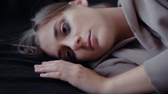 Как мы можем объяснить ощущение, когда слышим голоса ? смотреть онлайн