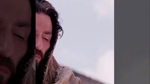 Иисус прощает блудницу #иисусхристос #евангелие