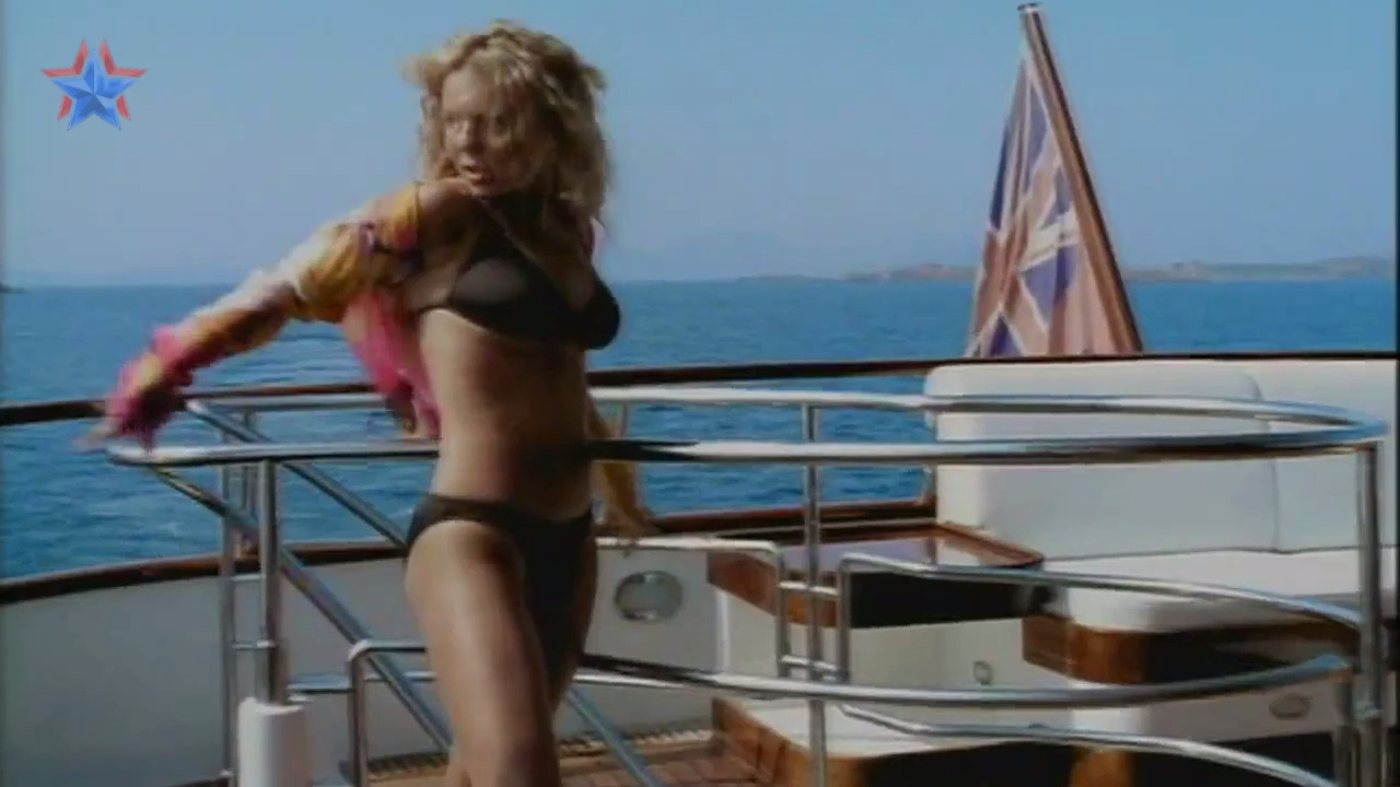 Geri Halliwell - Mi Chico Latino (Dance Remix) смотреть онлайн