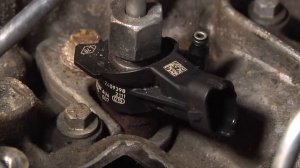 Демонтаж дизельных форсунок RENAULT 2,0 dCi  09 03 2017