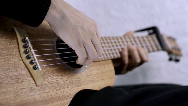 Caramel 30 inch All Solid Mahogany 6 String Ukulele Guitalele смотреть онлайн