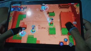 playing brawlstars on my xiaomi pad 6