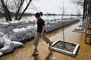 Уровень реки Томь в Кемеровской области достиг опасного значения / События на ТВЦ