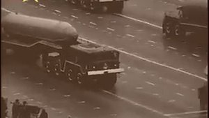 7 ноября 1972г. Москва. Красная площадь. Военный парад.