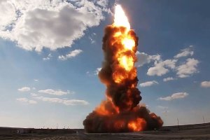Испытательный пуск новейшей противоракетной системы ПРО А-235 "Нудоль" 01 12 2022