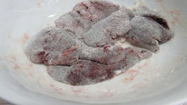 Салат с печенью и свеклой