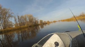 Рыбалка осенью на Волге в окрестностях Саратова