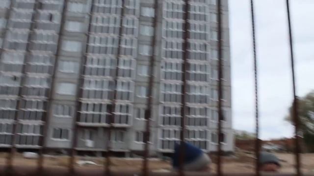 Работники новостройки в Новочебоксарске вышли на забастовку (Видео) смотреть онлайн