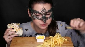 АСМР КФС Боксмастер/ASMR MUKBANG KFC Chicken Roll & Fries *EATING SOUNDS*